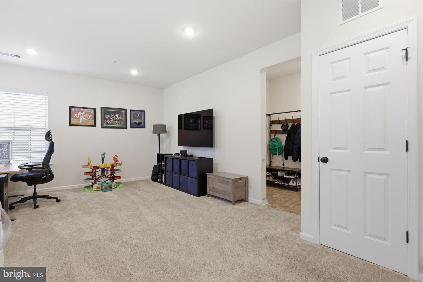 423 Tall Oaks Drive photo 26