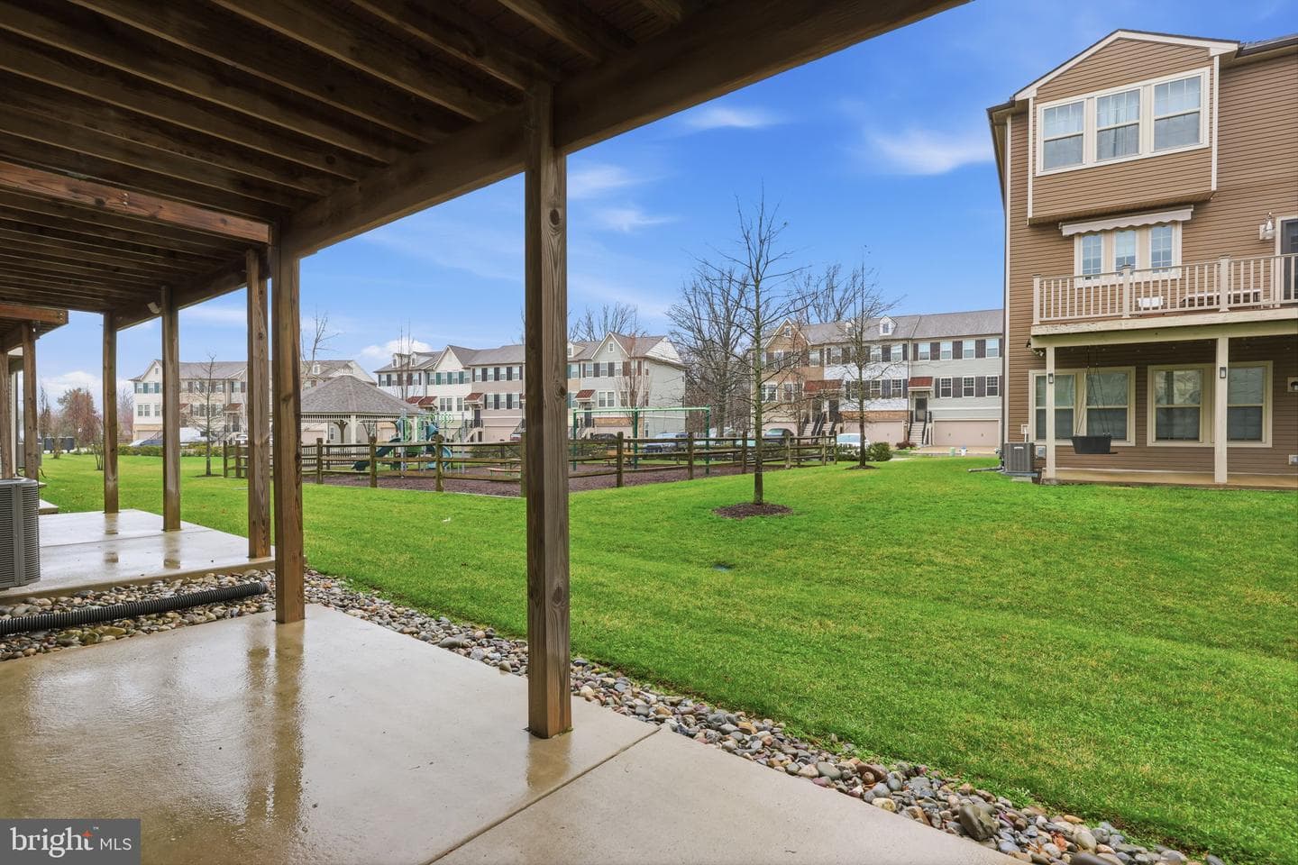 423 Tall Oaks Drive photo 31