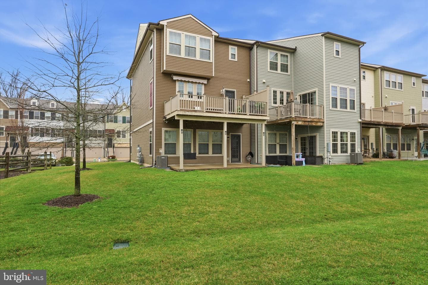 423 Tall Oaks Drive photo 33