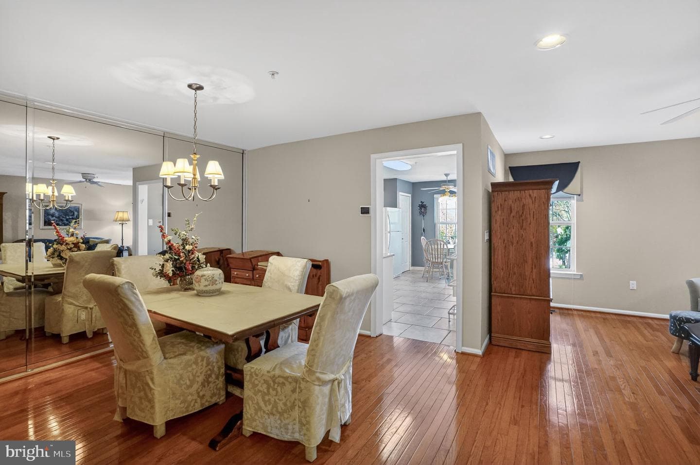 403 Silver Oak Court photo 2