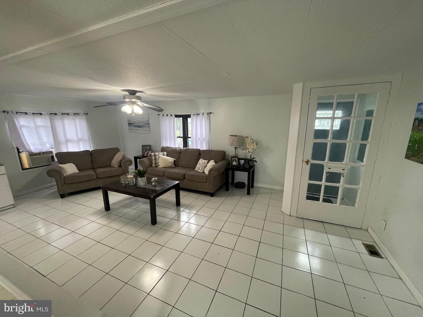 6033 Falmont Drive photo 2