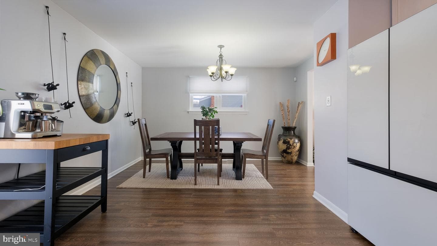 1831 Bunkerhill Road photo 19