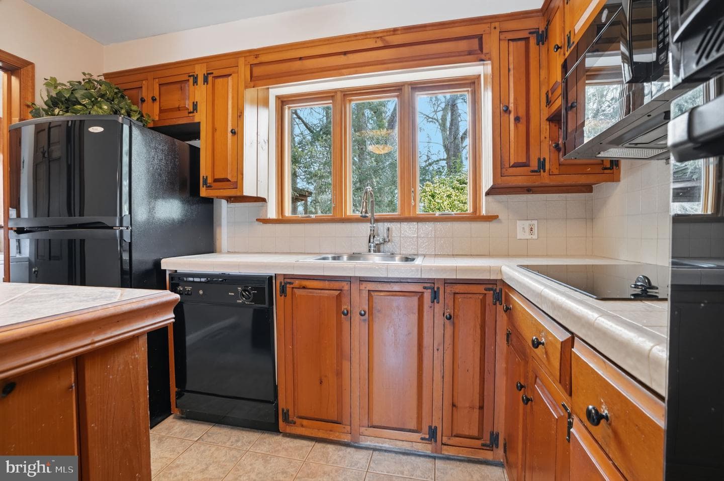 222 Green Valley Road photo 14