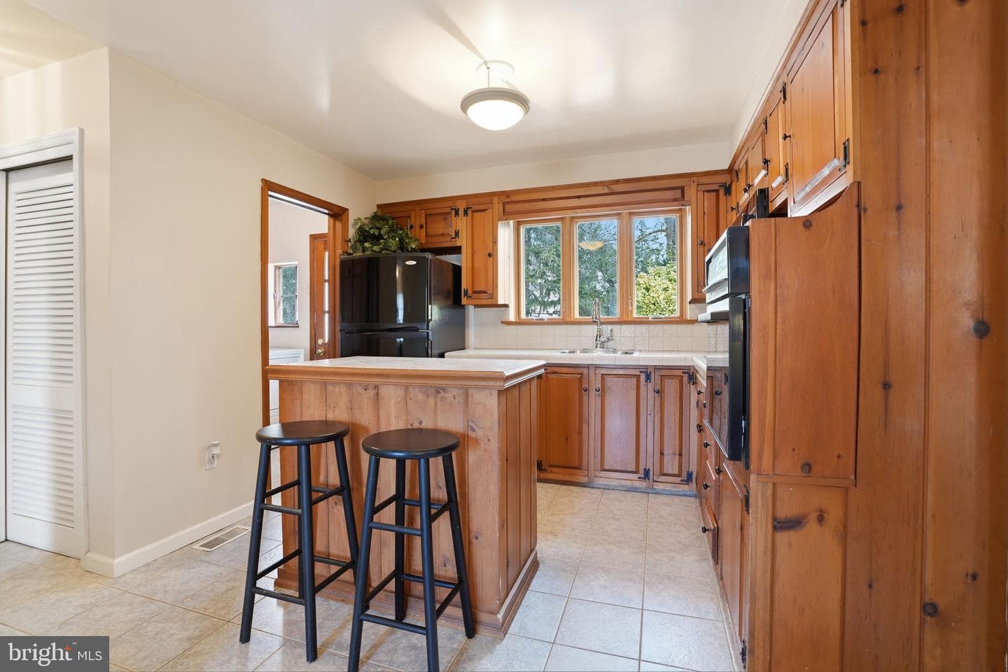 222 Green Valley Road photo 16