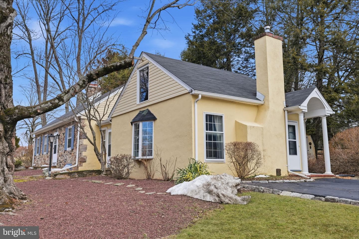 222 Green Valley Road photo 5