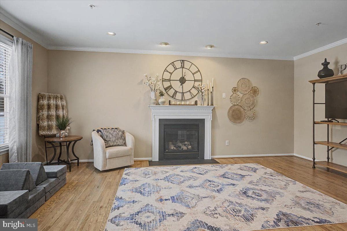 101 Sovereign Drive photo 10
