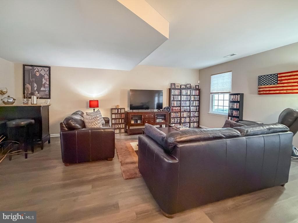508 Ashton Circle photo 14