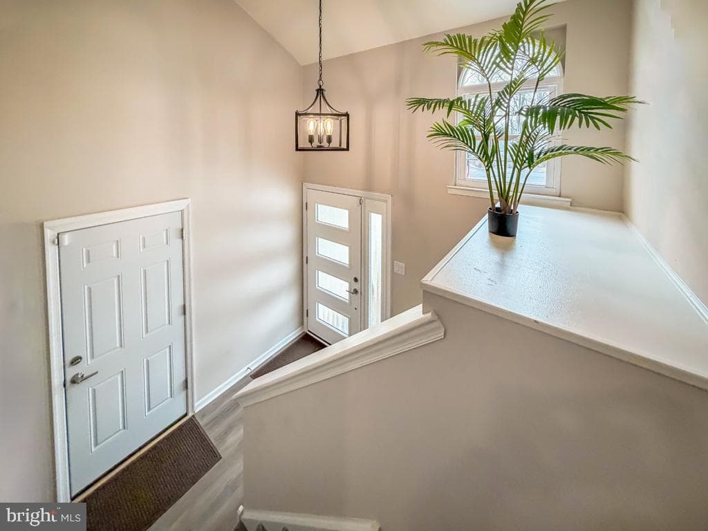 508 Ashton Circle photo 18