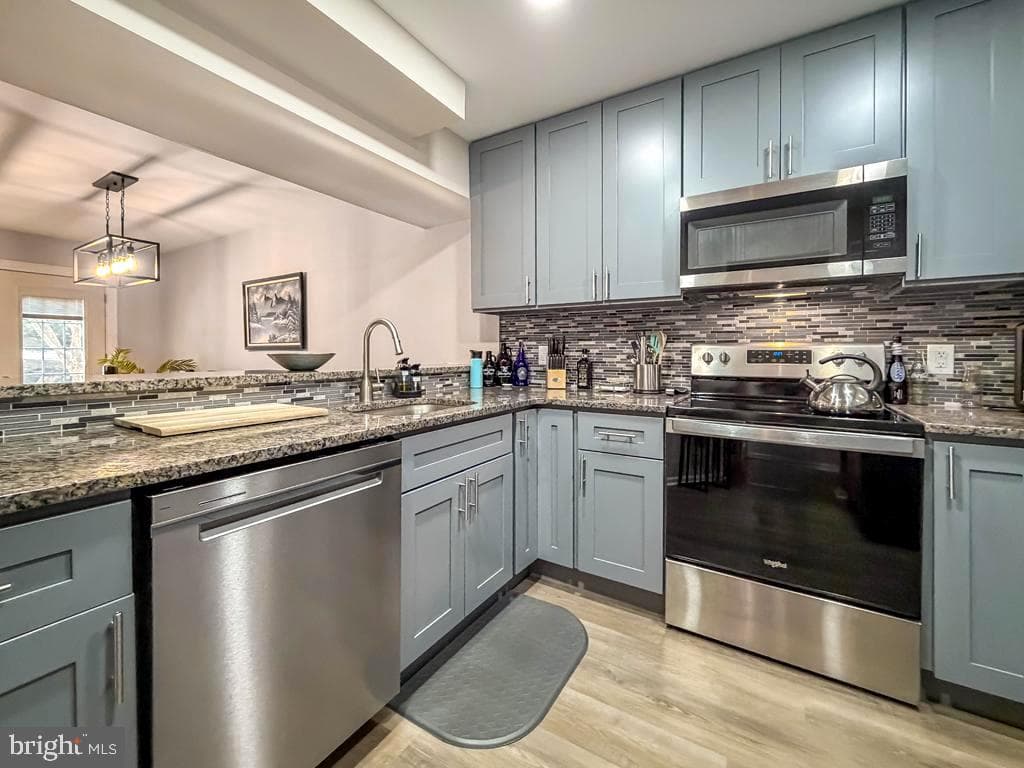 508 Ashton Circle photo 6