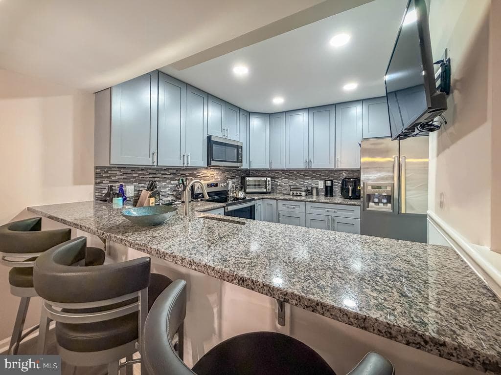 508 Ashton Circle photo 9