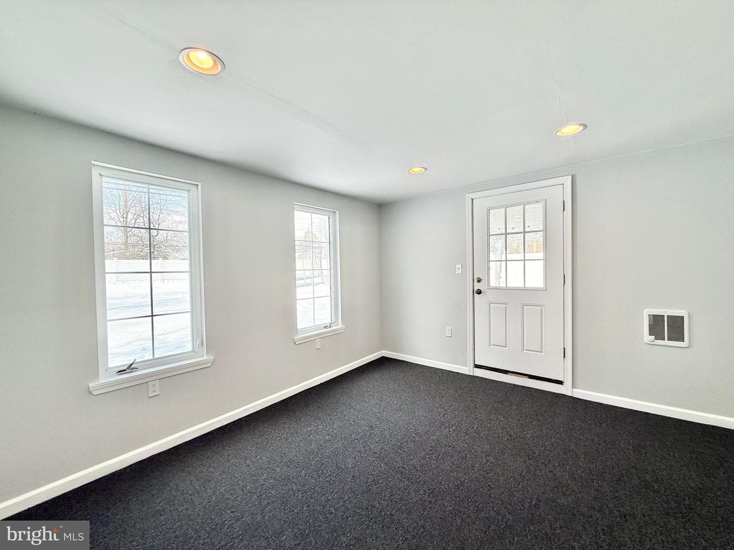 24 Roundwood Lane photo 10