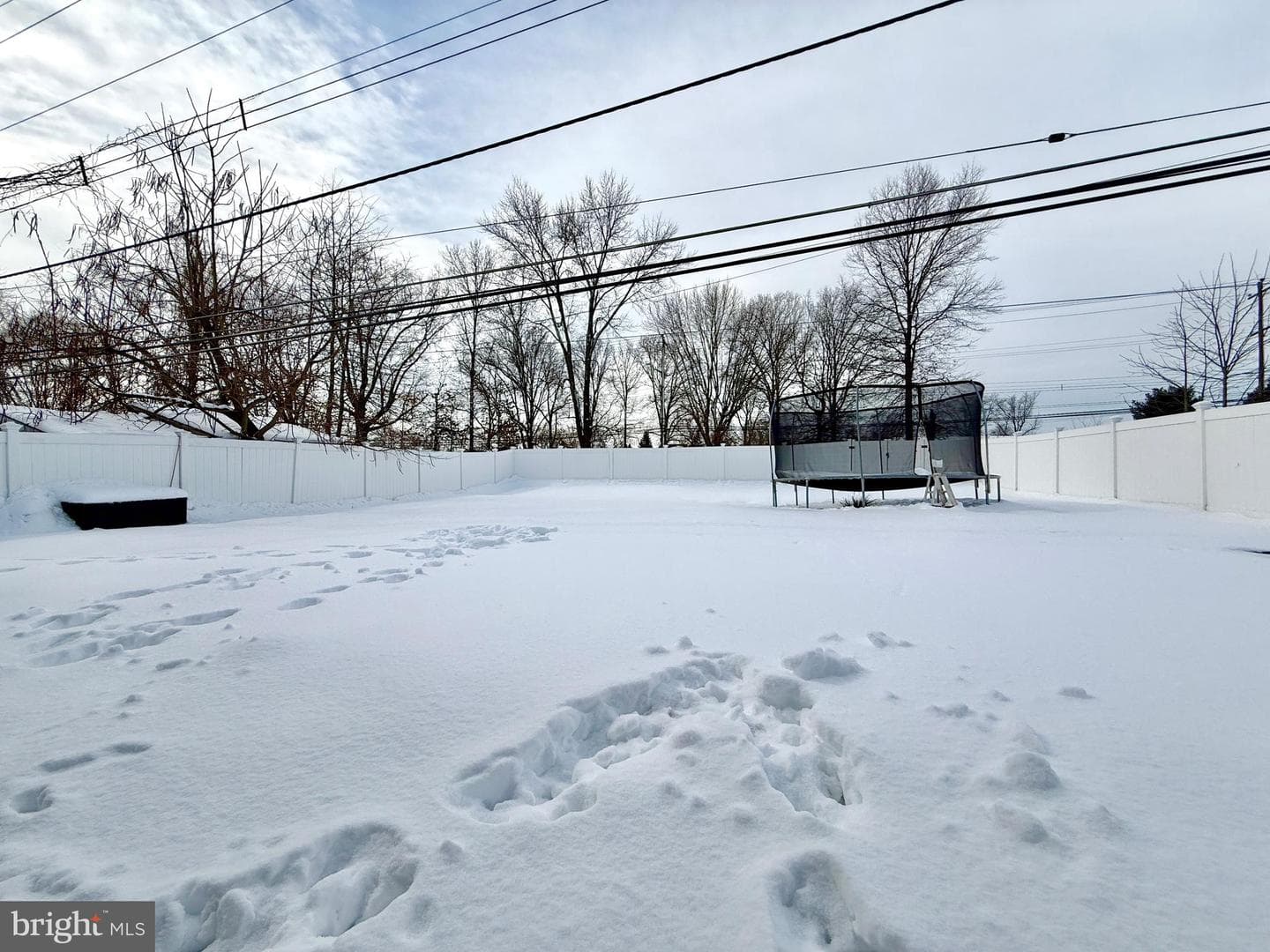 24 Roundwood Lane photo 19
