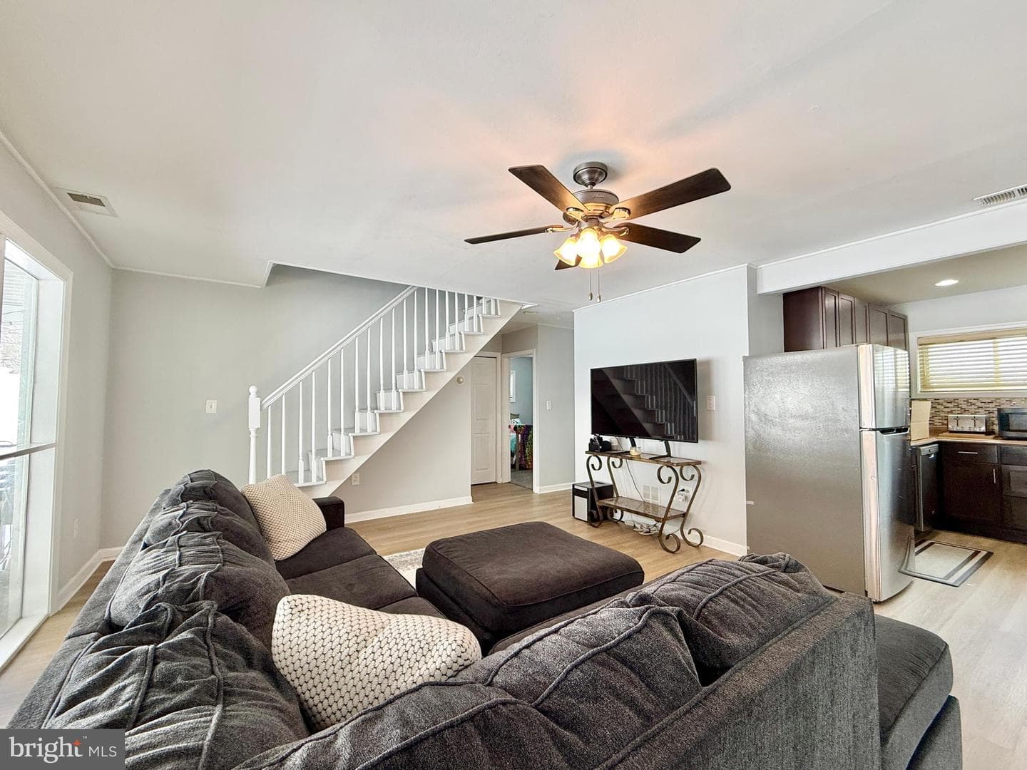 24 Roundwood Lane photo 5