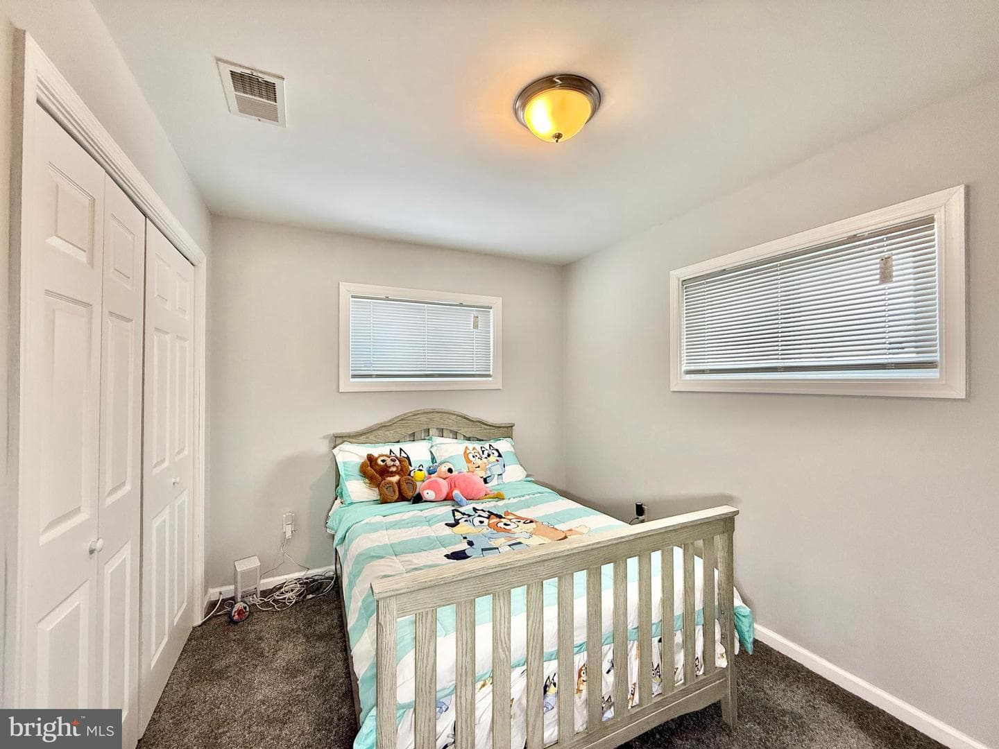 24 Roundwood Lane photo 8