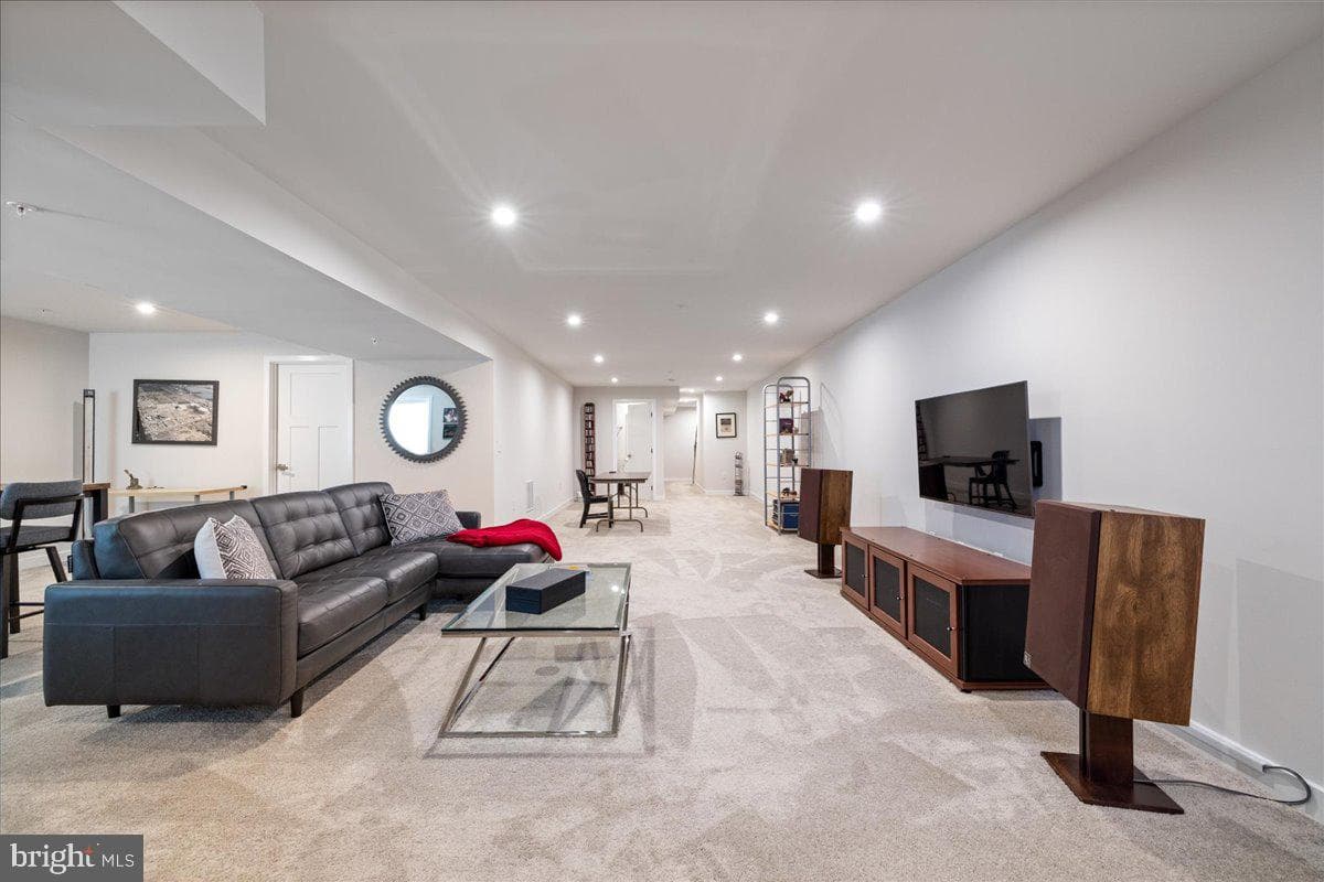 34 Griffin Way photo 38