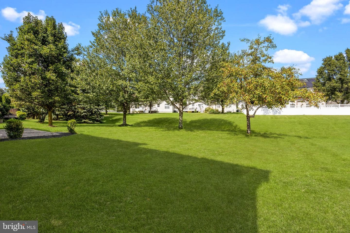 5 Kingsley Court photo 48