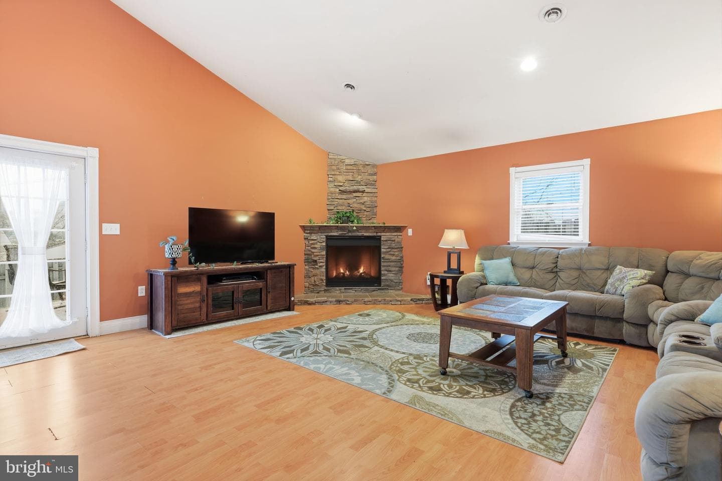 9 Harmony Road photo 10