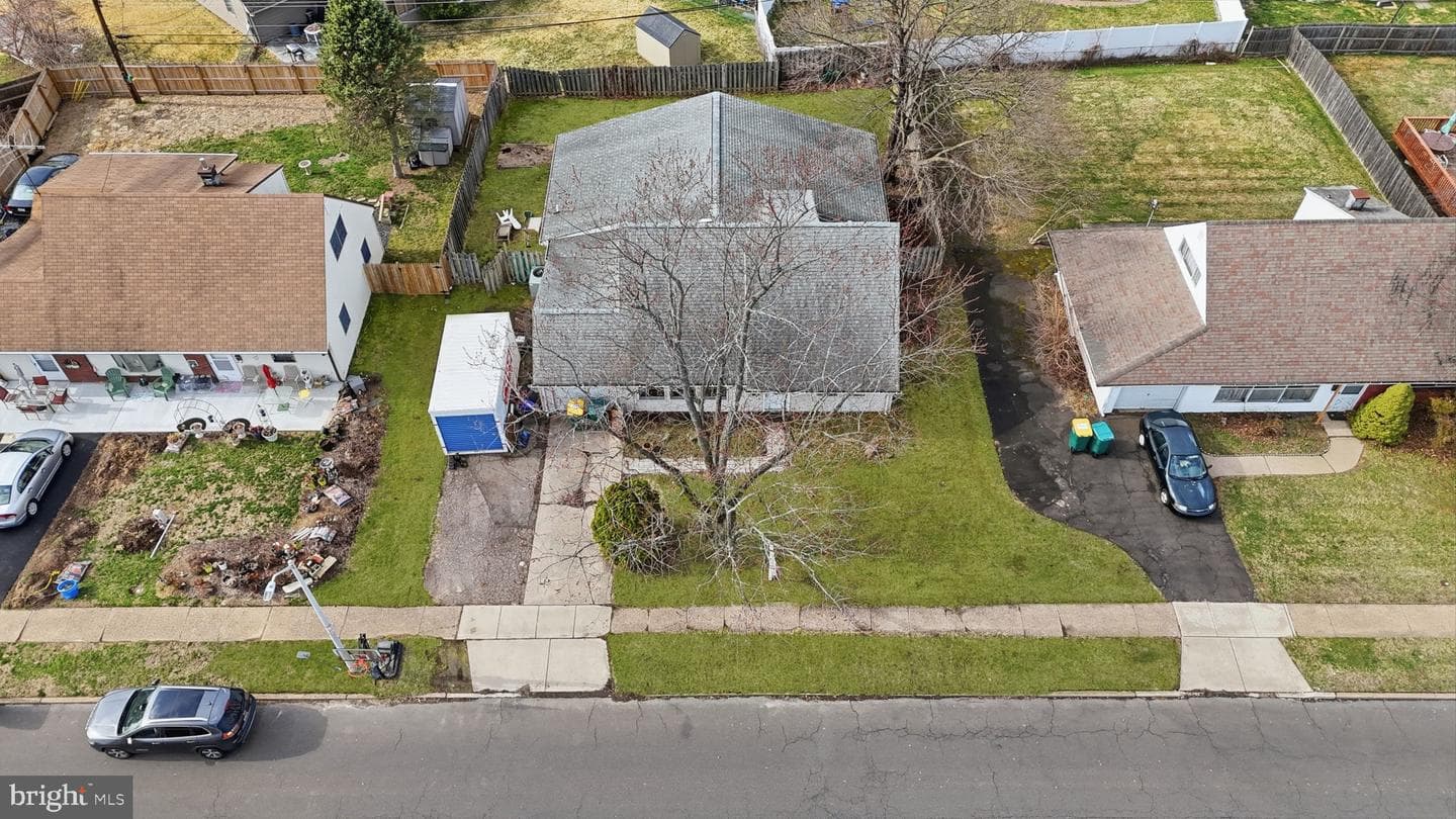 9 Harmony Road photo 35