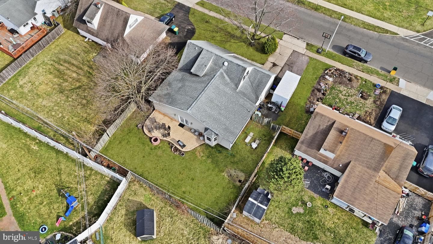 9 Harmony Road photo 37