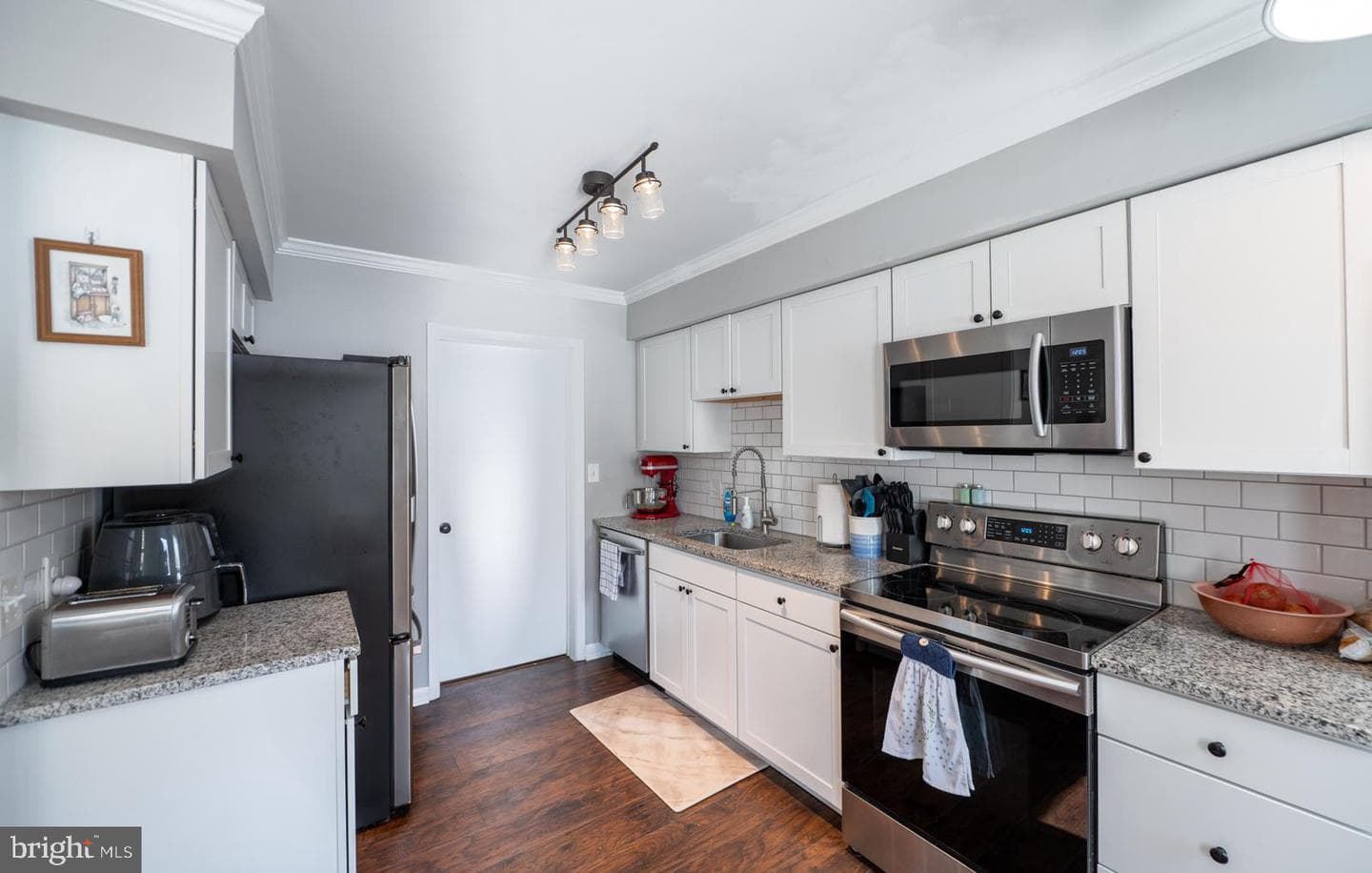 54 Ivy Court photo 16