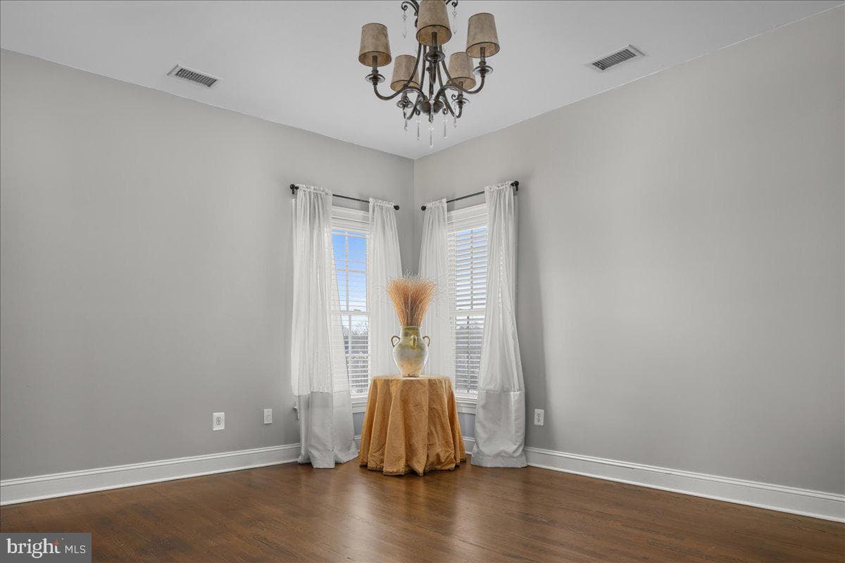 132 Parsons Lane photo 31