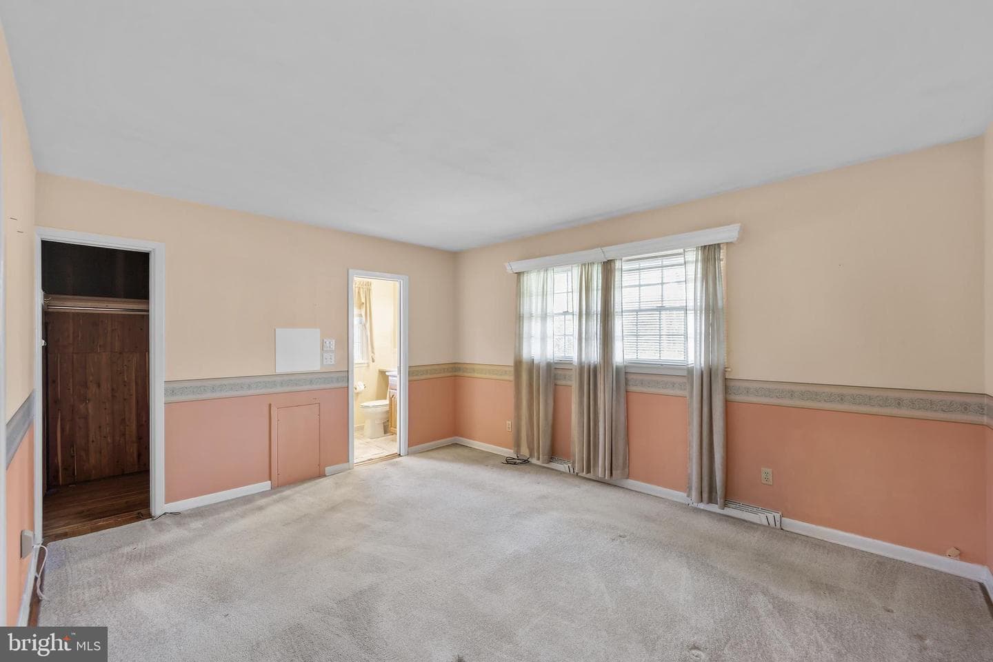 105 Vernon Lane photo 19
