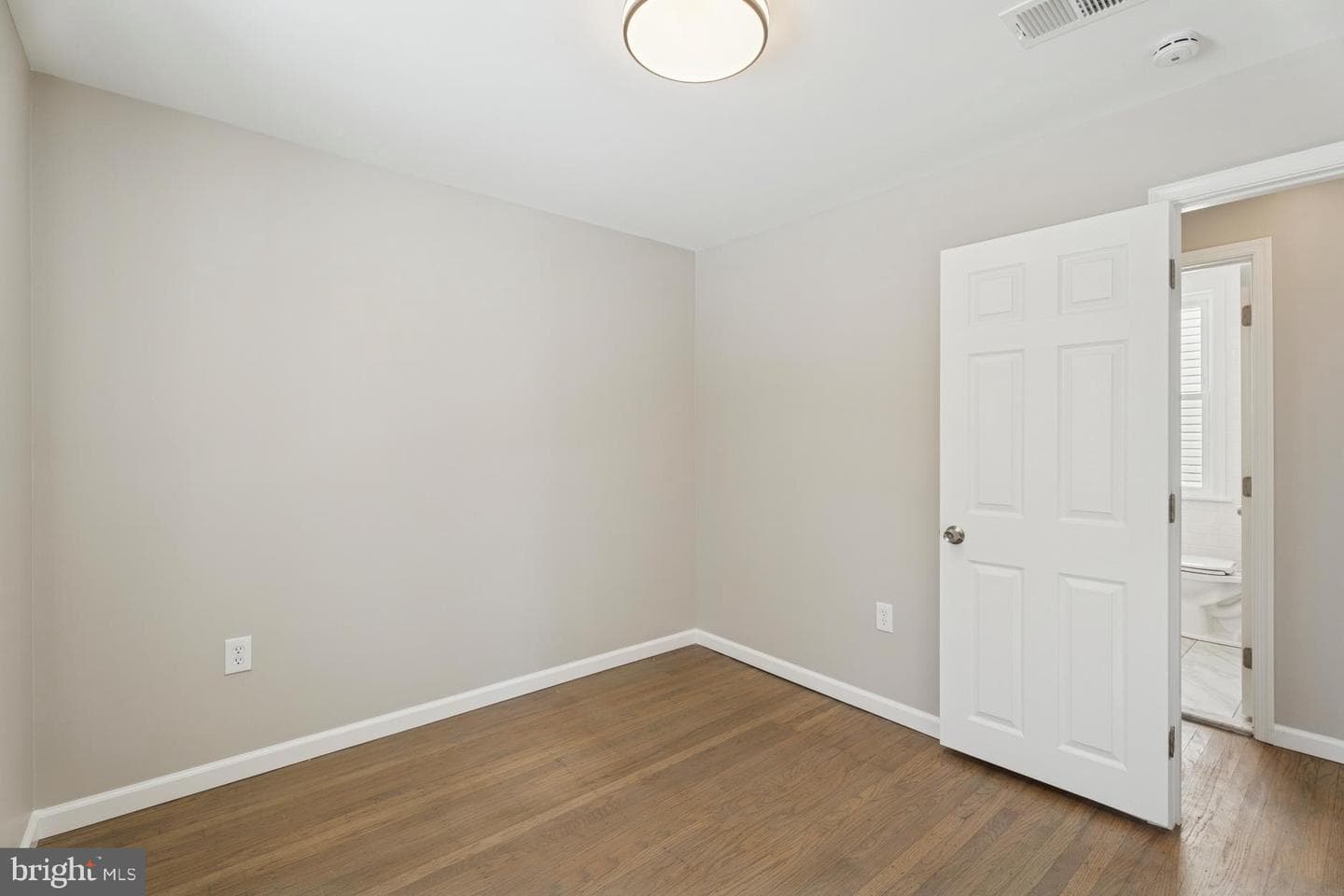 306 Grape Street photo 14