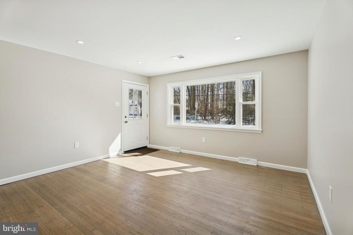 306 Grape Street photo 3