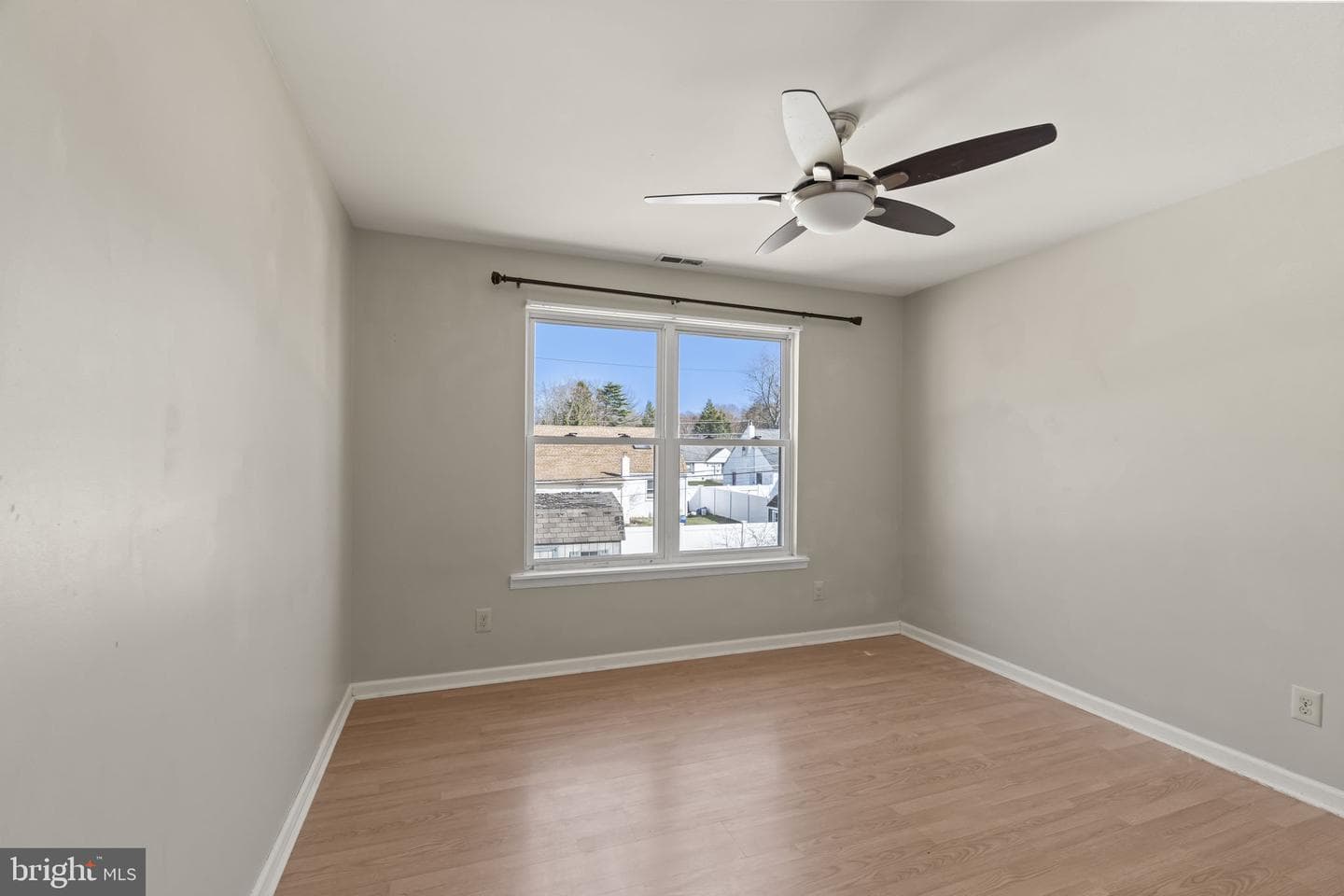 1306 New Chestnut Street photo 14