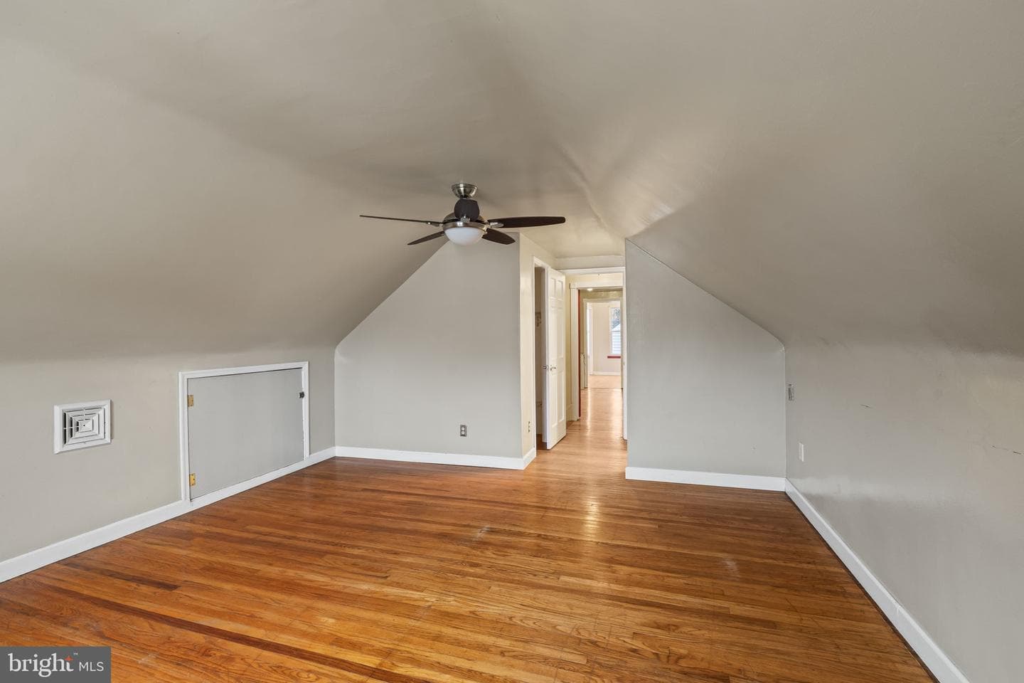 1306 New Chestnut Street photo 36