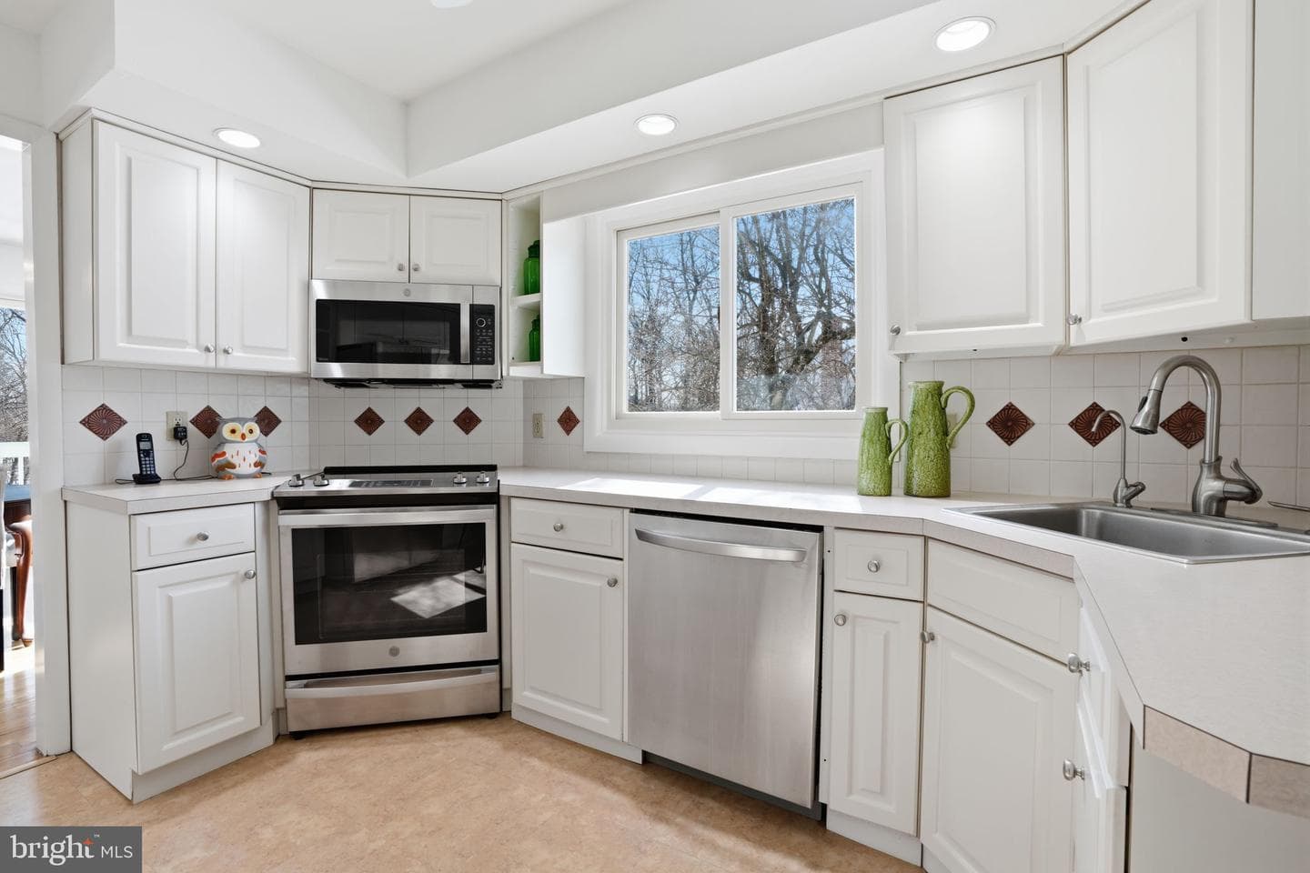216 Bruce Road photo 8