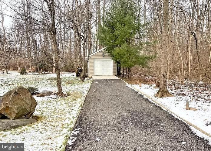 1347 E Thatcher Road photo 2