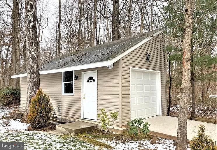 1347 E Thatcher Road photo 3
