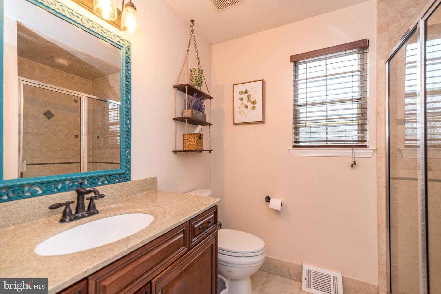 393 Kent Lane photo 29