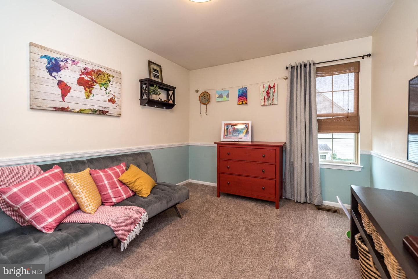 393 Kent Lane photo 32