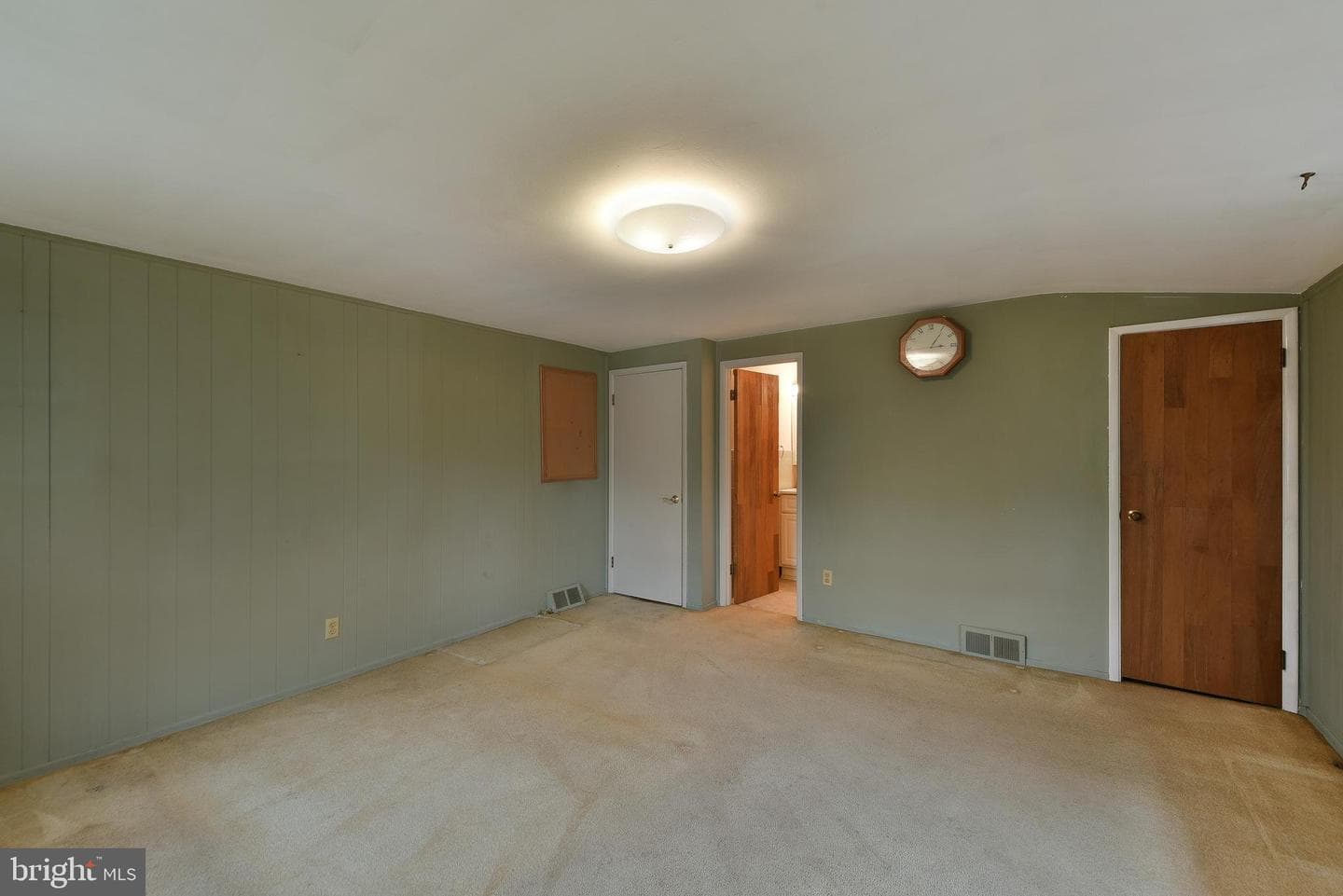 982 Mueller Road photo 24