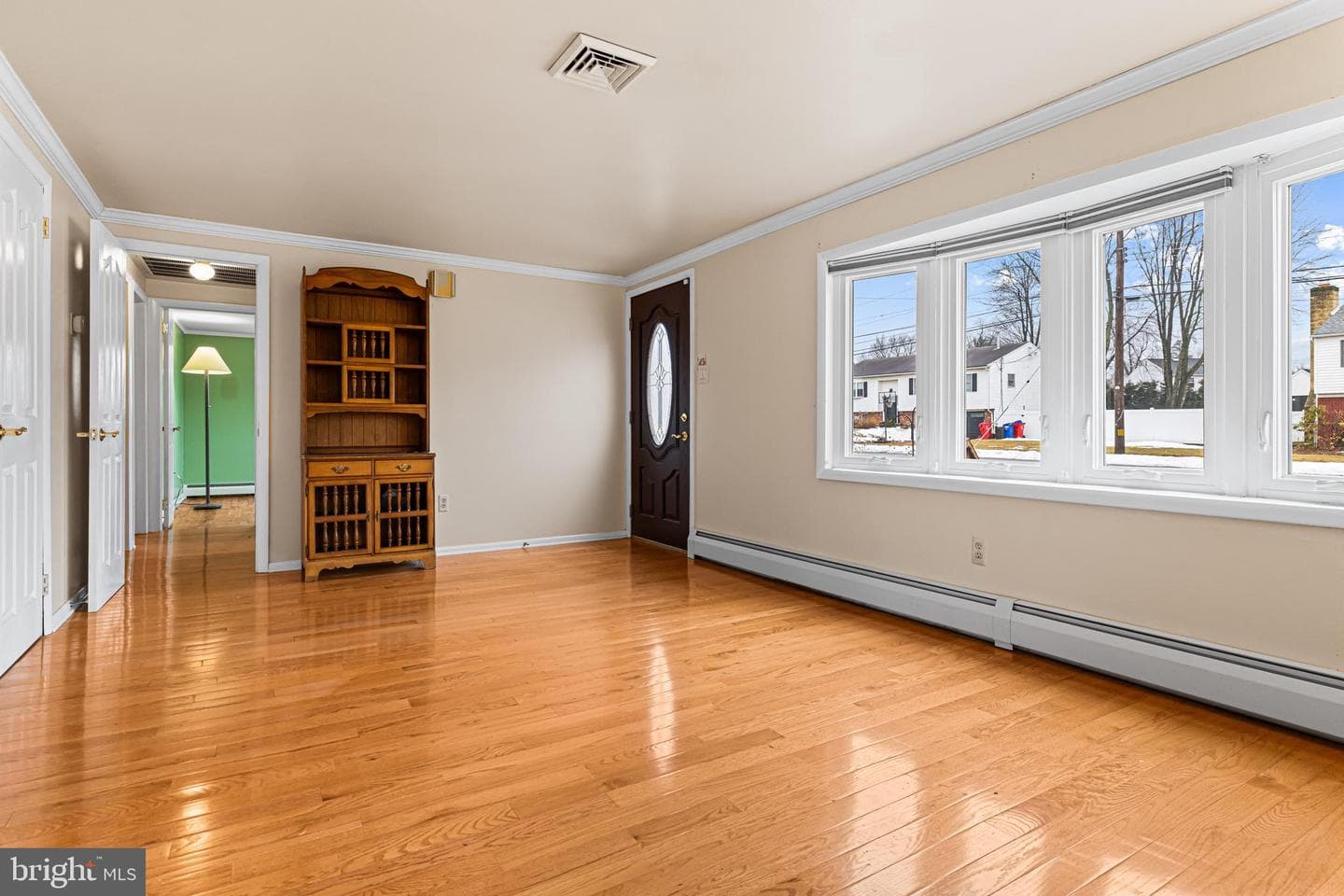 1413 Foster Road photo 4
