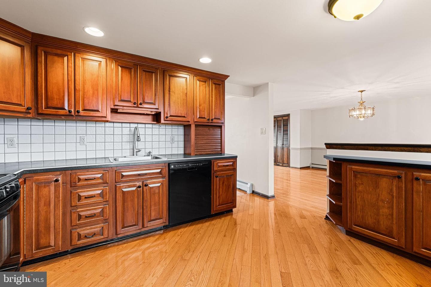 1413 Foster Road photo 9