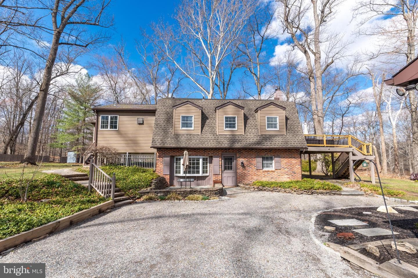 1596 River Rd photo 2