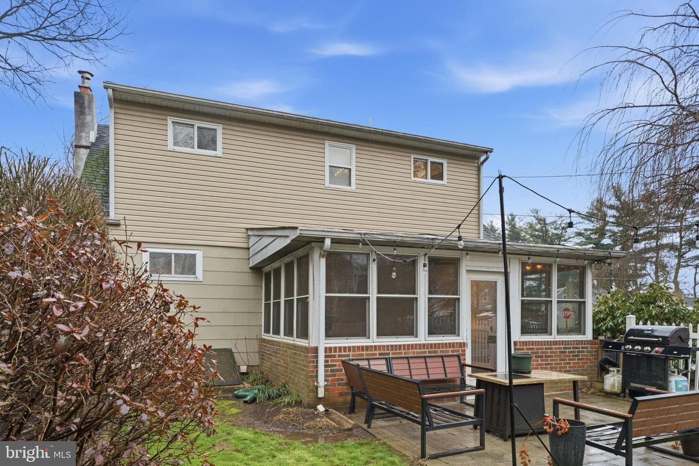 708 Barclay Avenue photo 32