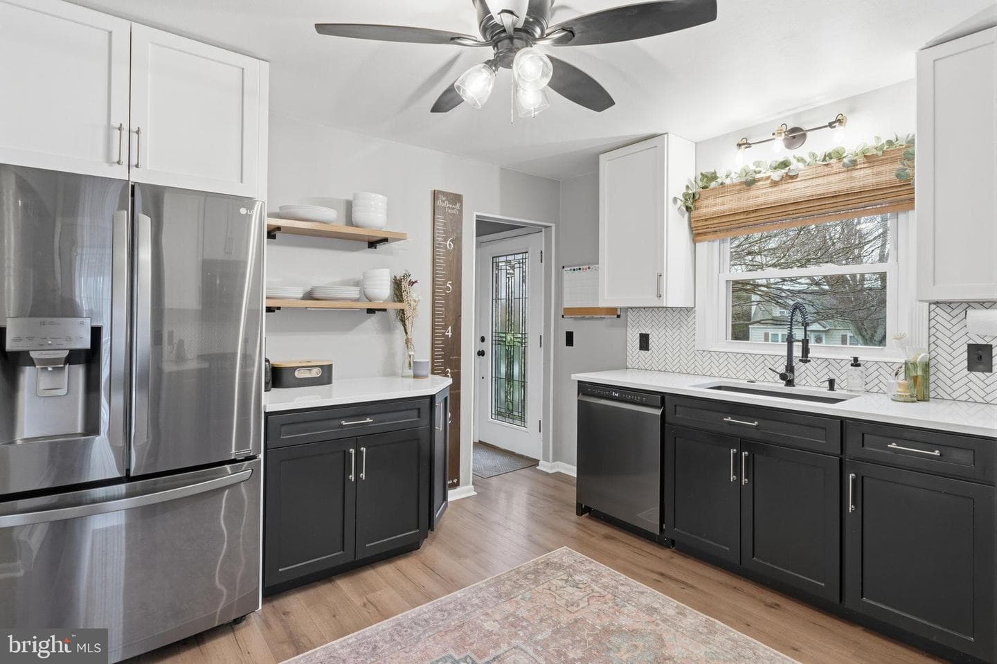 708 Barclay Avenue photo 8