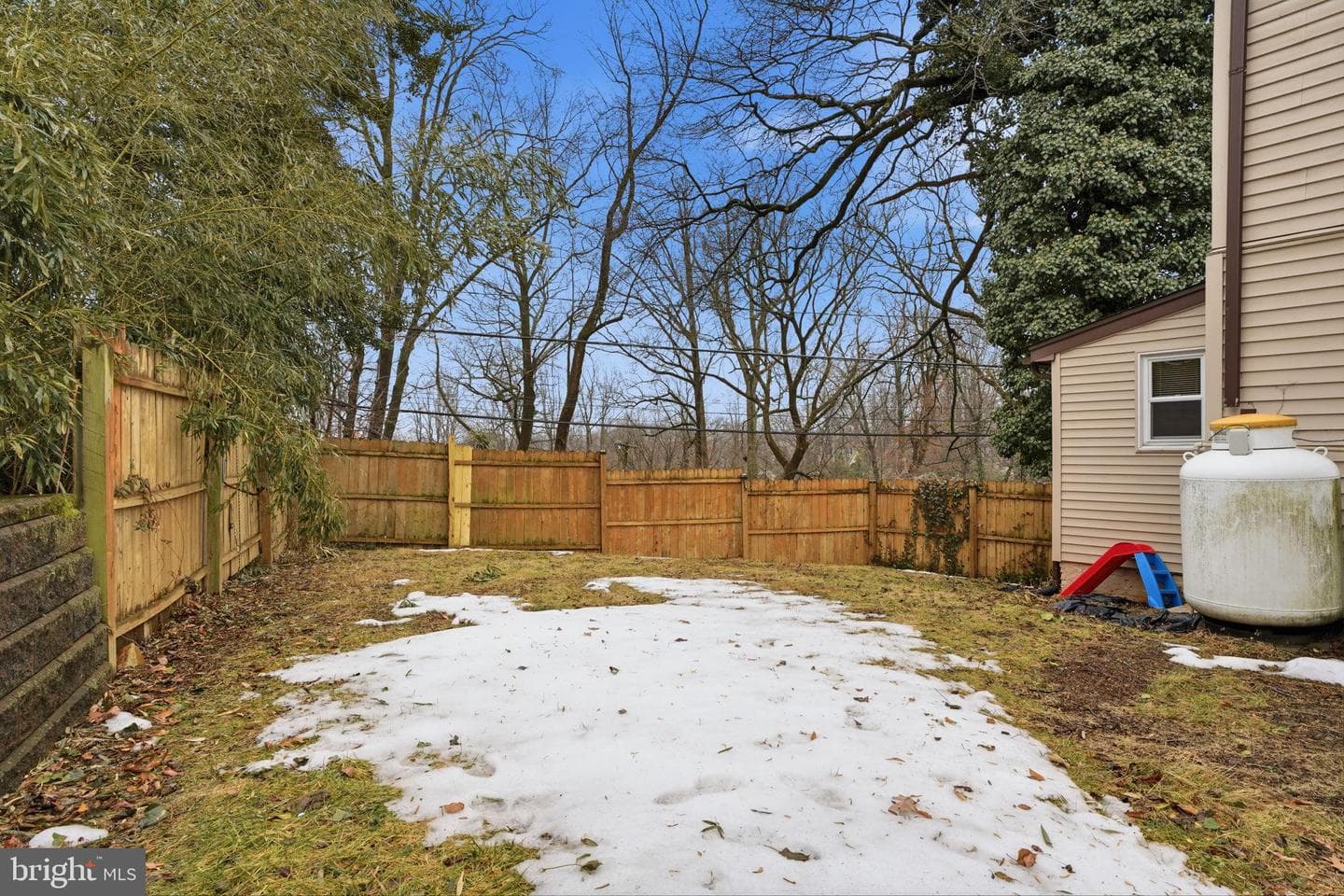 975 Woodvale Avenue photo 48