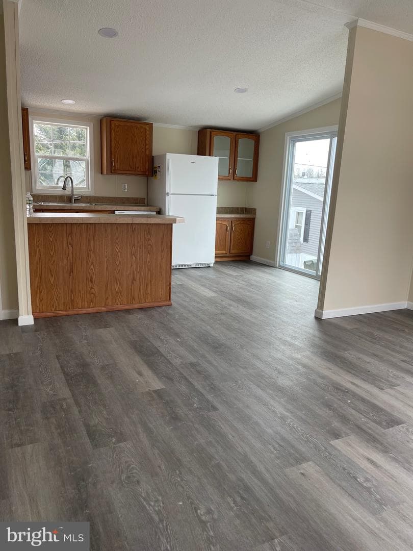 3249 Rose Avenue photo 6