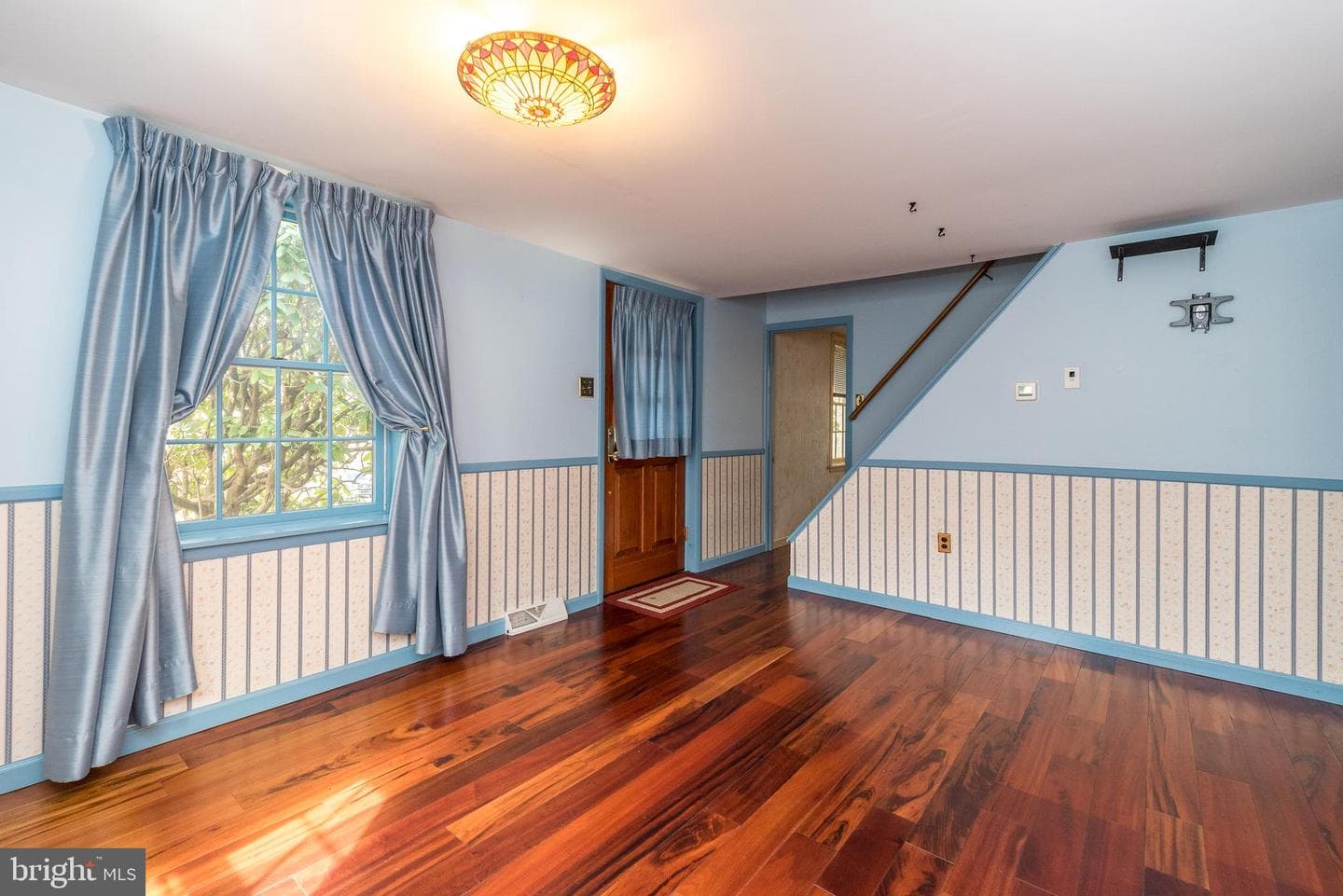 2361 Turk Road N photo 11
