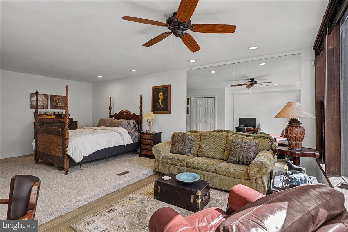 28 Riverhill Way photo 22