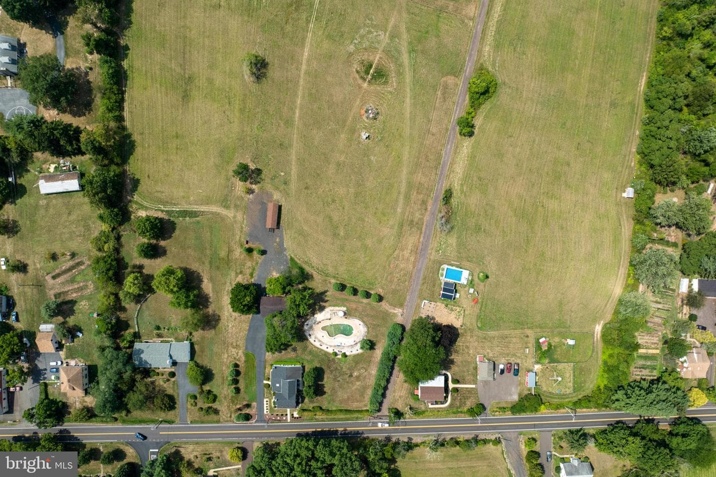 1202 Hilltown Pike photo 16