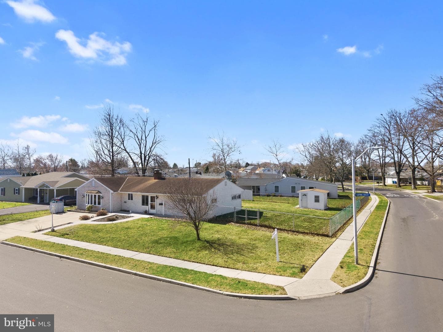 77 Gaping Rock Road photo 32