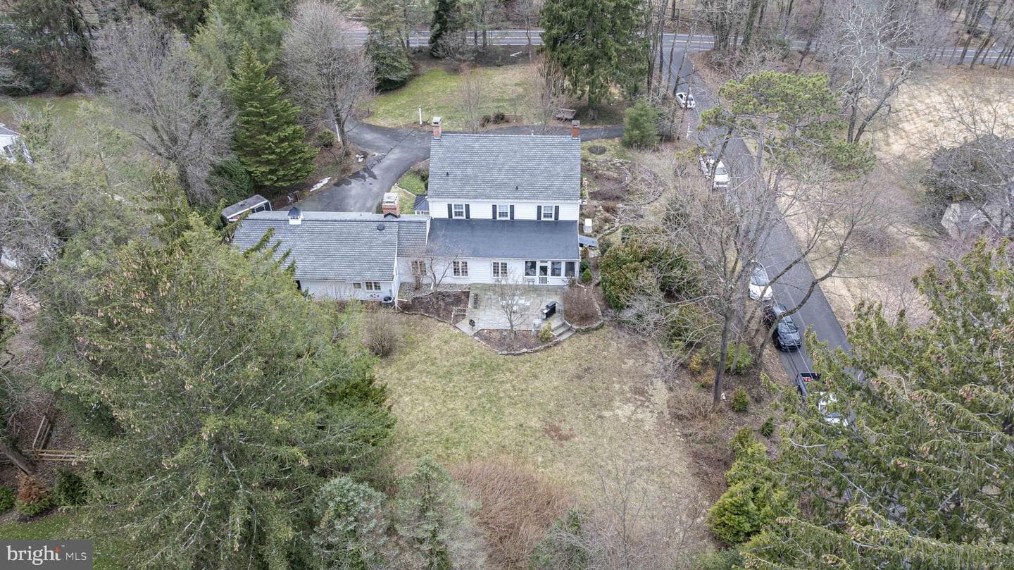 563 Pebble Hill Rd photo 63
