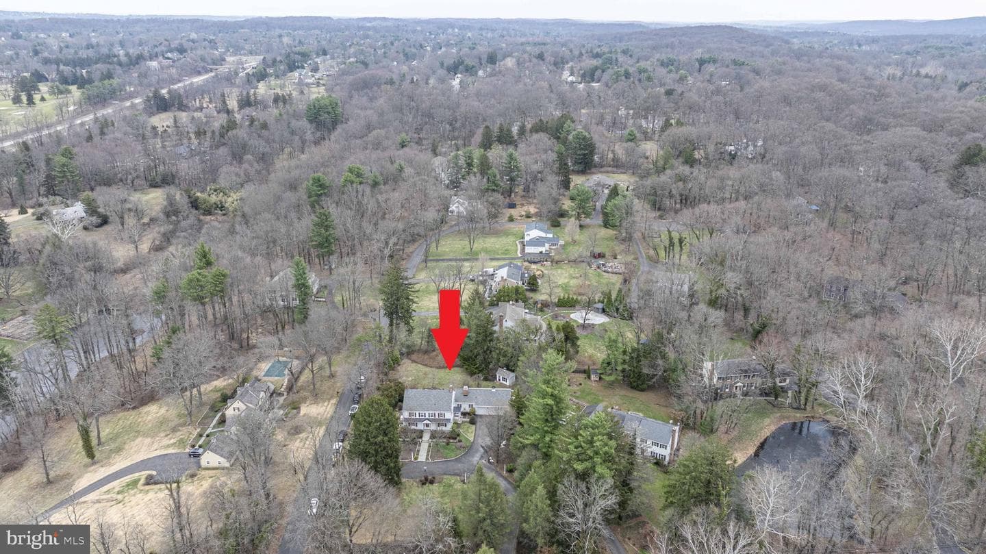 563 Pebble Hill Rd photo 69