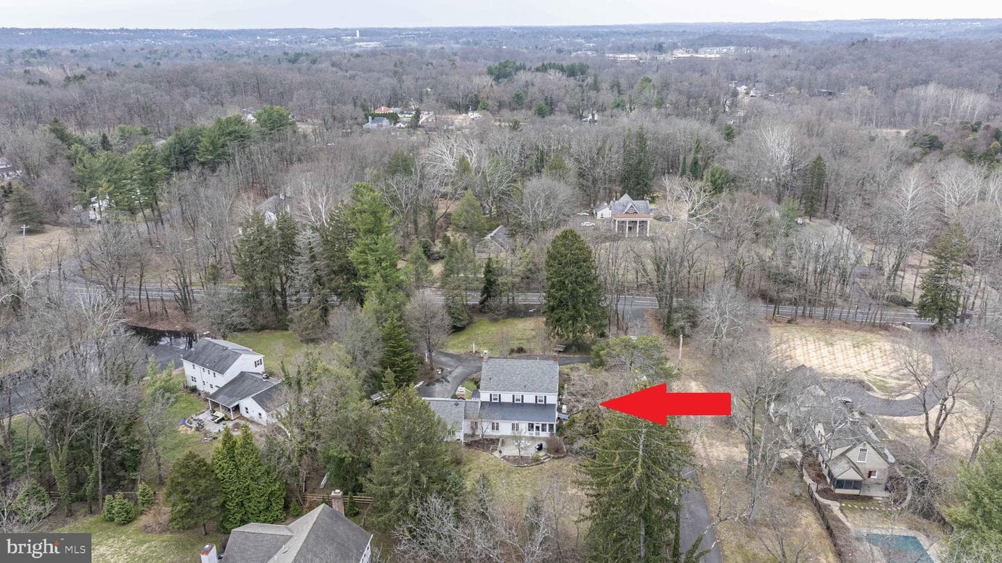 563 Pebble Hill Rd photo 80